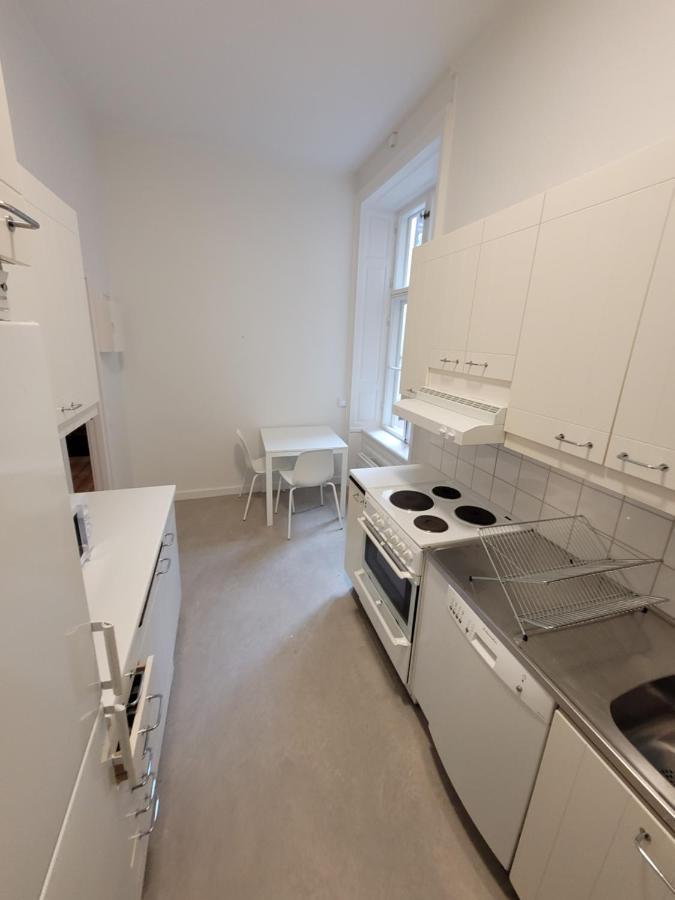 Home Inn Mrt19 Стокгольм Экстерьер фото