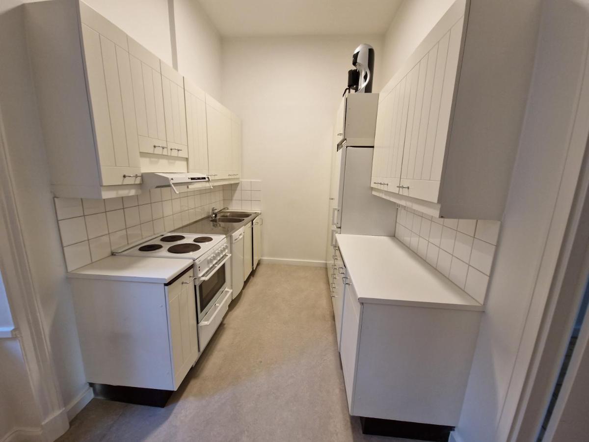 Home Inn Mrt19 Стокгольм Экстерьер фото