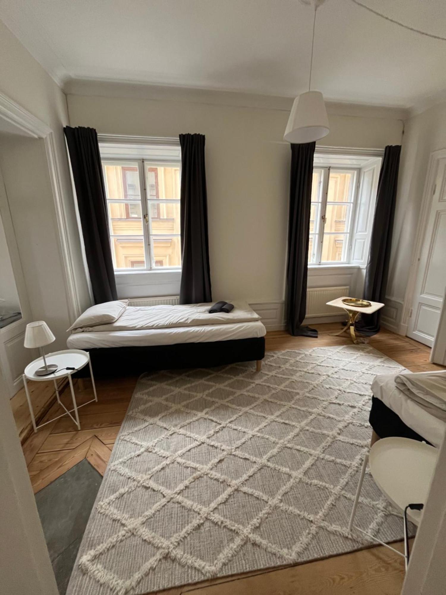 Home Inn Mrt19 Стокгольм Экстерьер фото