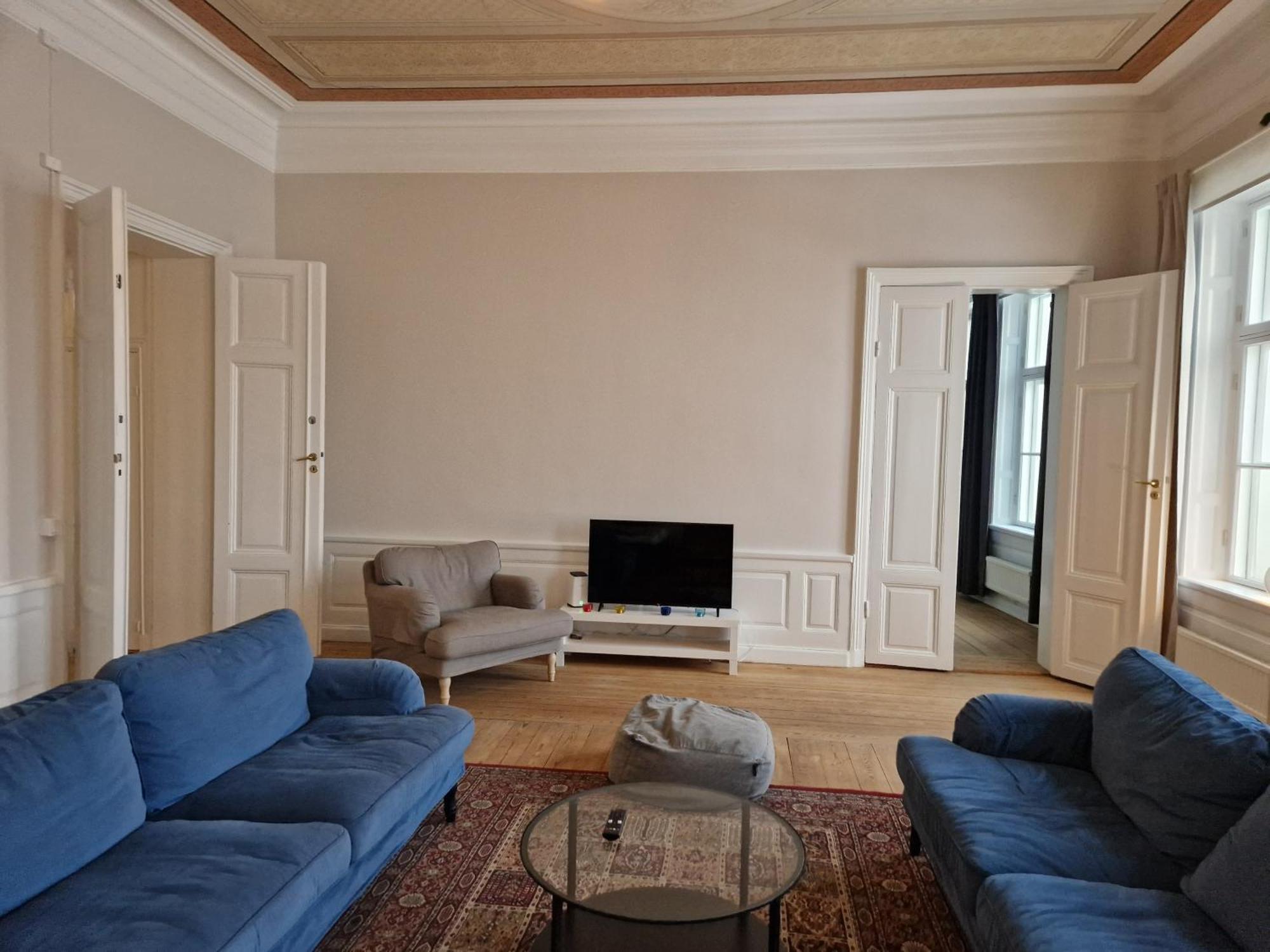 Home Inn Mrt19 Стокгольм Экстерьер фото